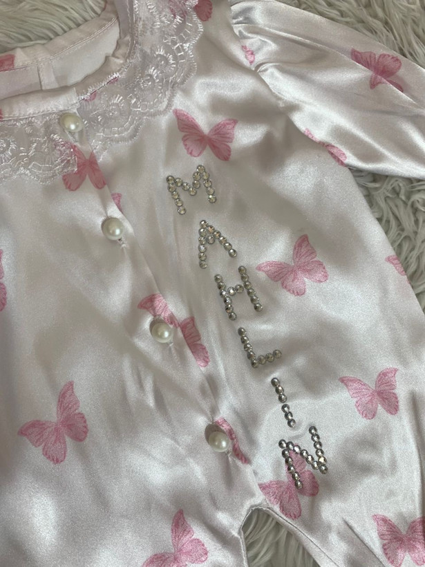 نگین اسم واتساپ پیام دهید مبلغ ۱۵۰ ت اضاف میشود