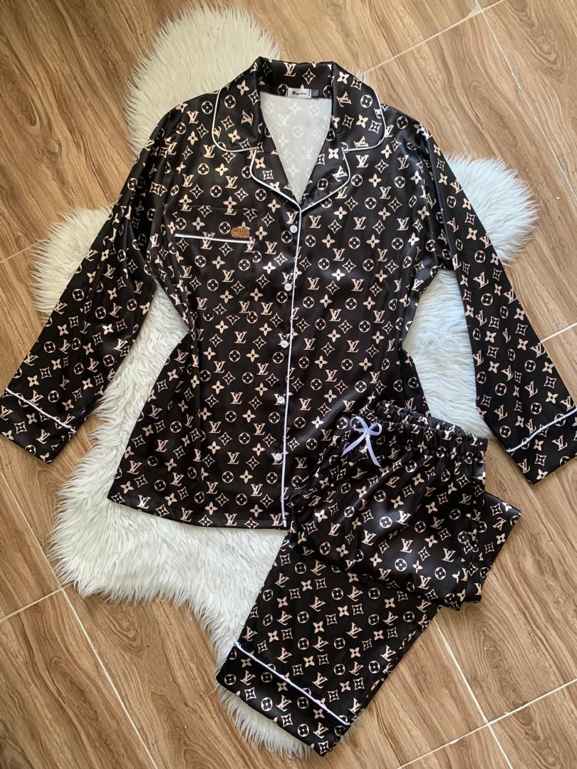 ست بلوز شلوار ساتن زنانه ال وی مشکی