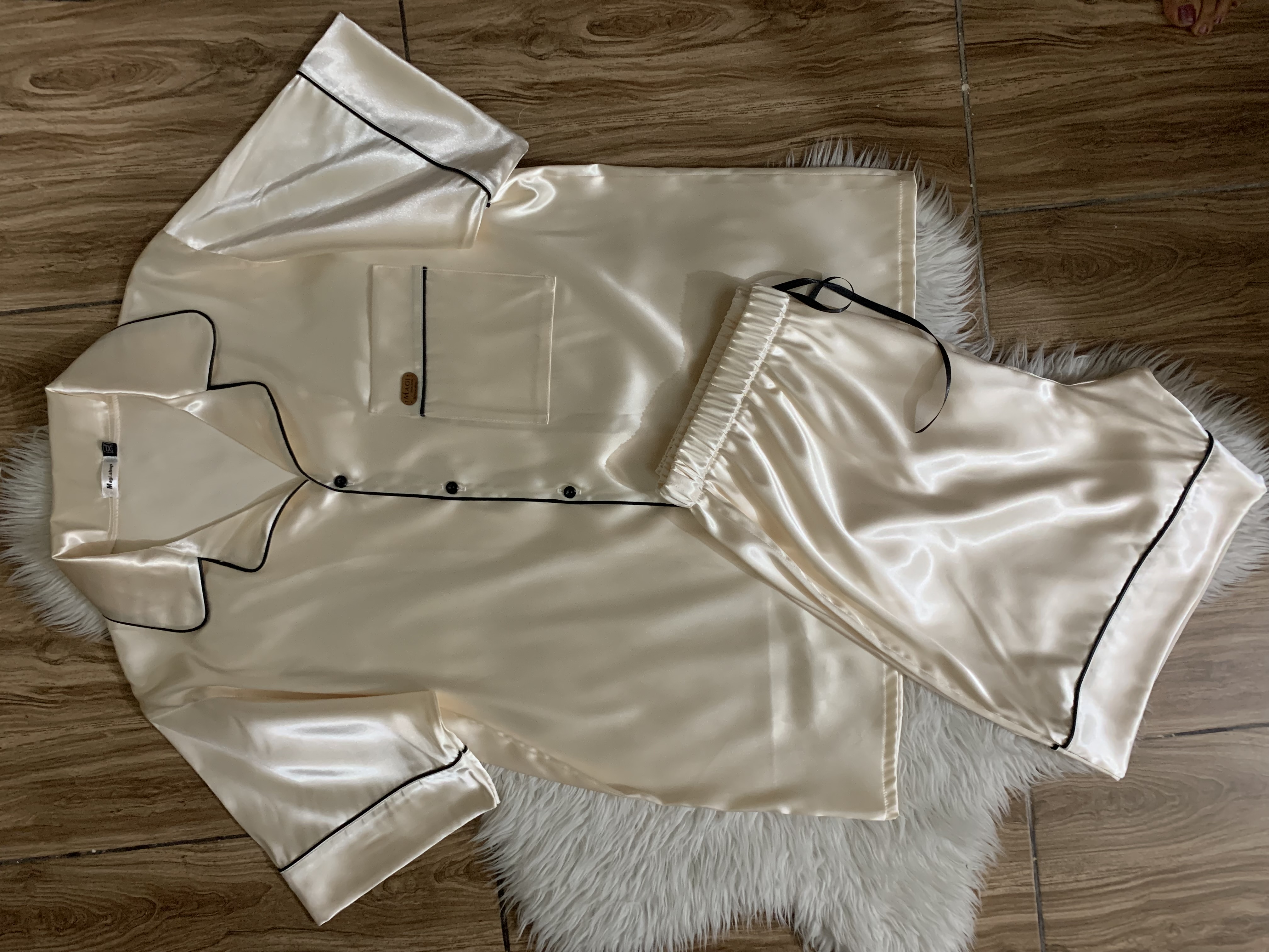 پیراهن شلوارک مردانه ساتن رنگ کرم