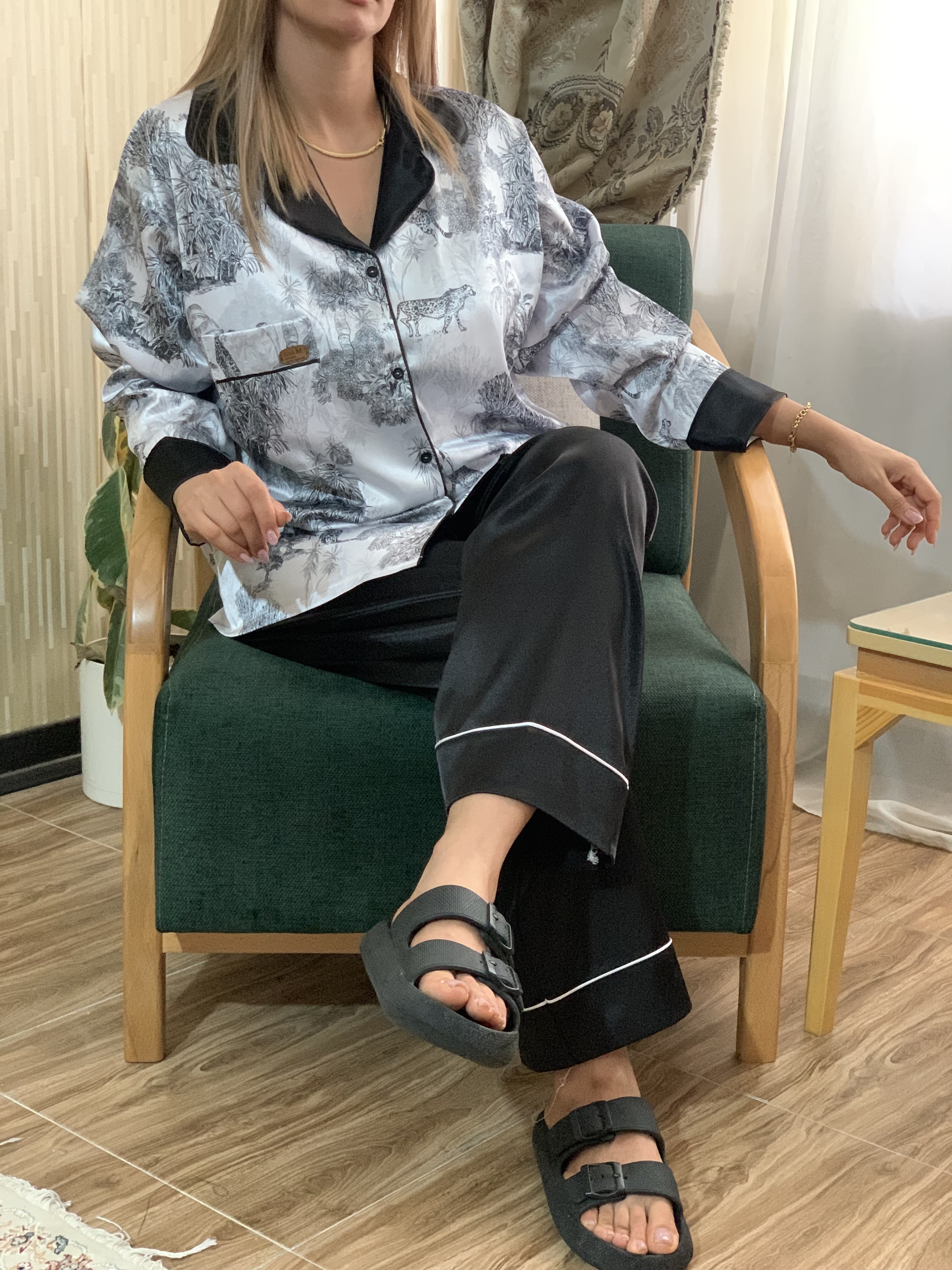 ست بلوز شلوار زنانه ساتن طرح جنگلی