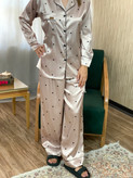 ست بلوز شلوار زنانه ساتن نسکافه ای قلب مشکی